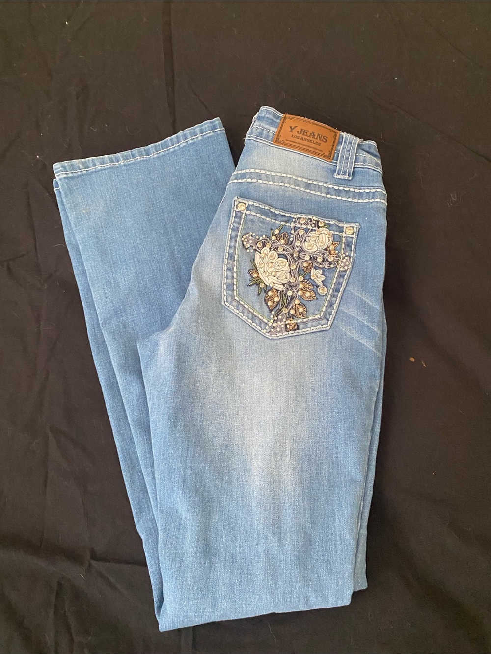 Vintage Y2K Flare Jeans with Embellished Back Pocket